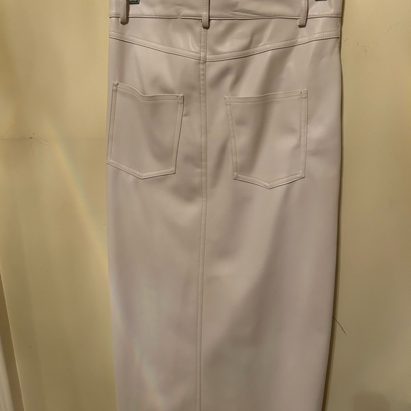 Zara Beige High-Waisted Skirt - Picture 4 of 4